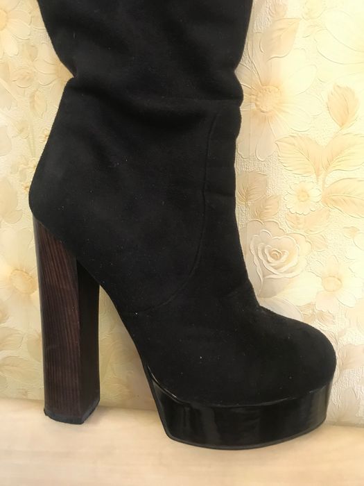 Жіночі ботфорти розмір 37