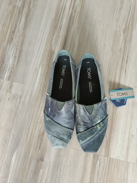 Lekkie buty / espadryle TOMS Alpargata – rozmiar 42  – stan, nowe