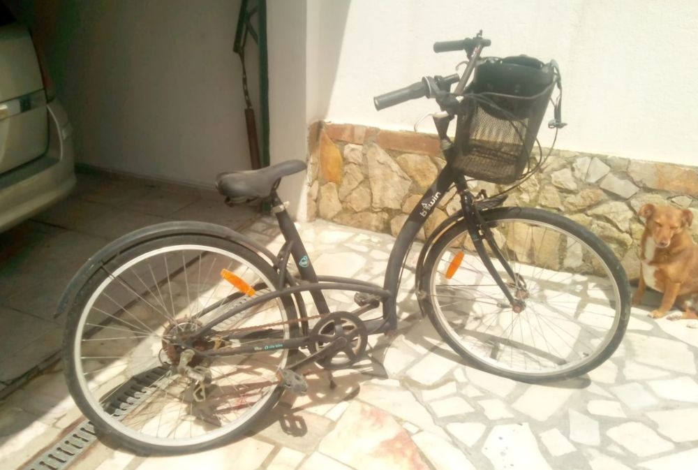 Bicicleta BTwin city bike
