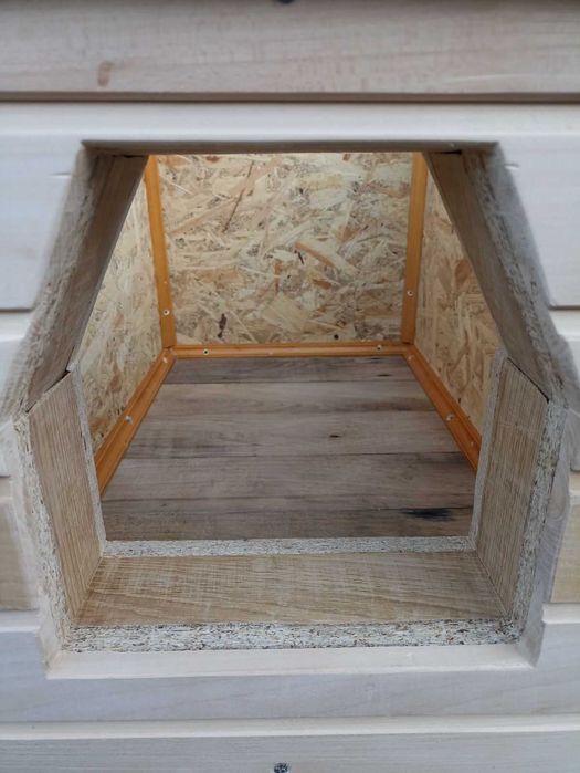 Собача будка з SIP панелей