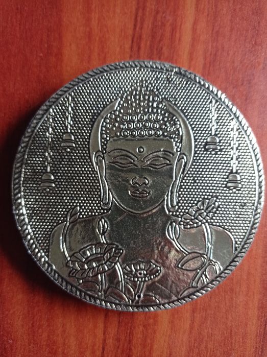 Incensário Buddha prateado