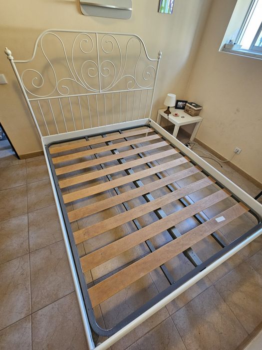 Cama da de casal IKEA com estrado