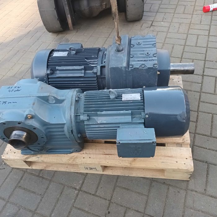 Motoreduktor Sew 22kw 58 obr/min oś 70mm