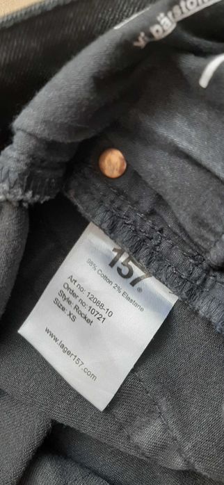 Джинси на підлітка р.28 в ідеальному стані