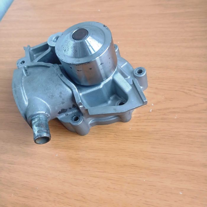 Водяний насос для Субару Легасі BF 3