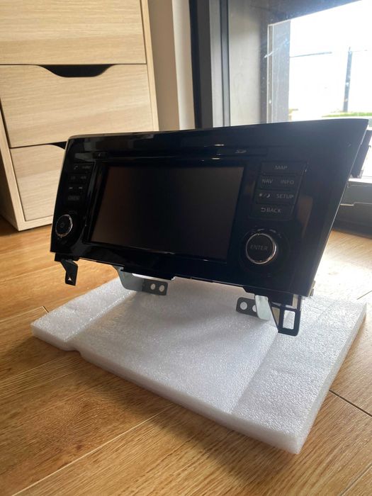 Rádio Original Nissan Qashqai J11 (2017) – Estado Impecável