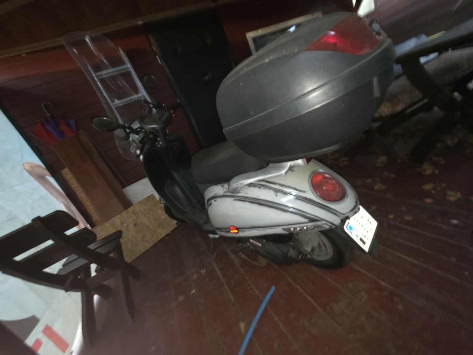 Skuter 4t ZNEN 50 ccm