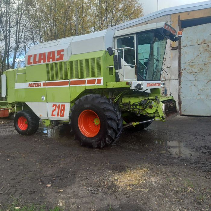 Claas dominator mega 218