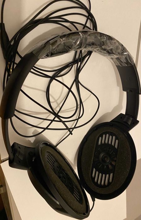 Auscultadores Sennheiser HD 429 Gualtar •