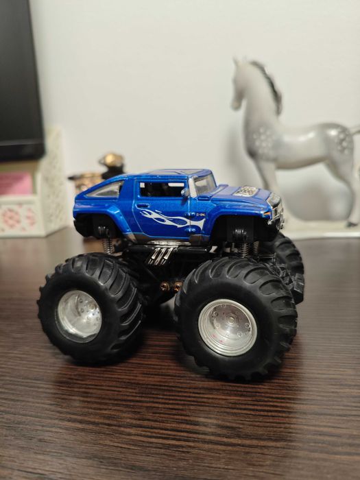 Maisto Hummer HX monster truck машинка синя 1/64