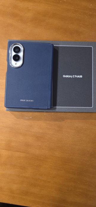 Samsung  fold  8