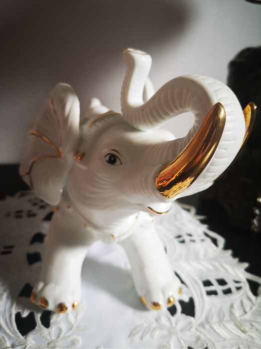 Porcelanowy slon
