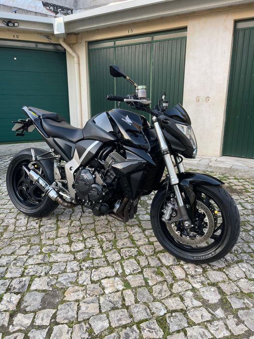 Vendo moto CB1000 R