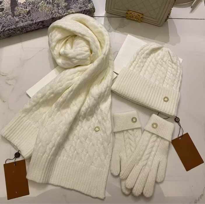 Набір шапка, шарф , рукавички, перчатки