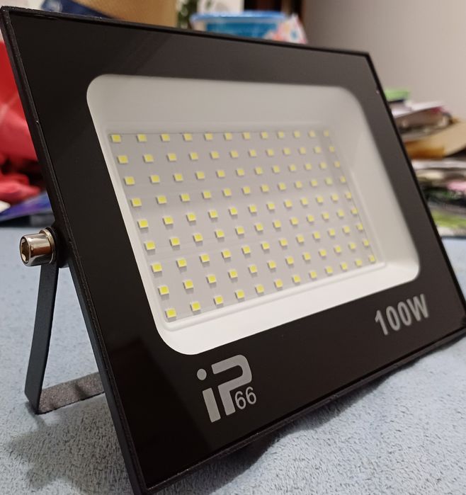 IP66 LED Spotlight 100W64862978992387121