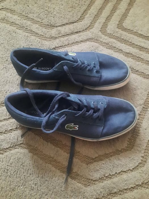Trampki lacoste .