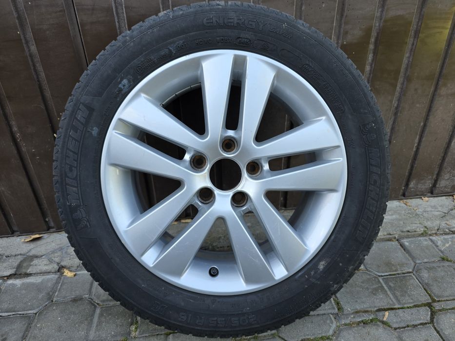 Pojedyncza felga koło zapas 205/55R16 Opel Astra 5x110 Vectra Zafira
