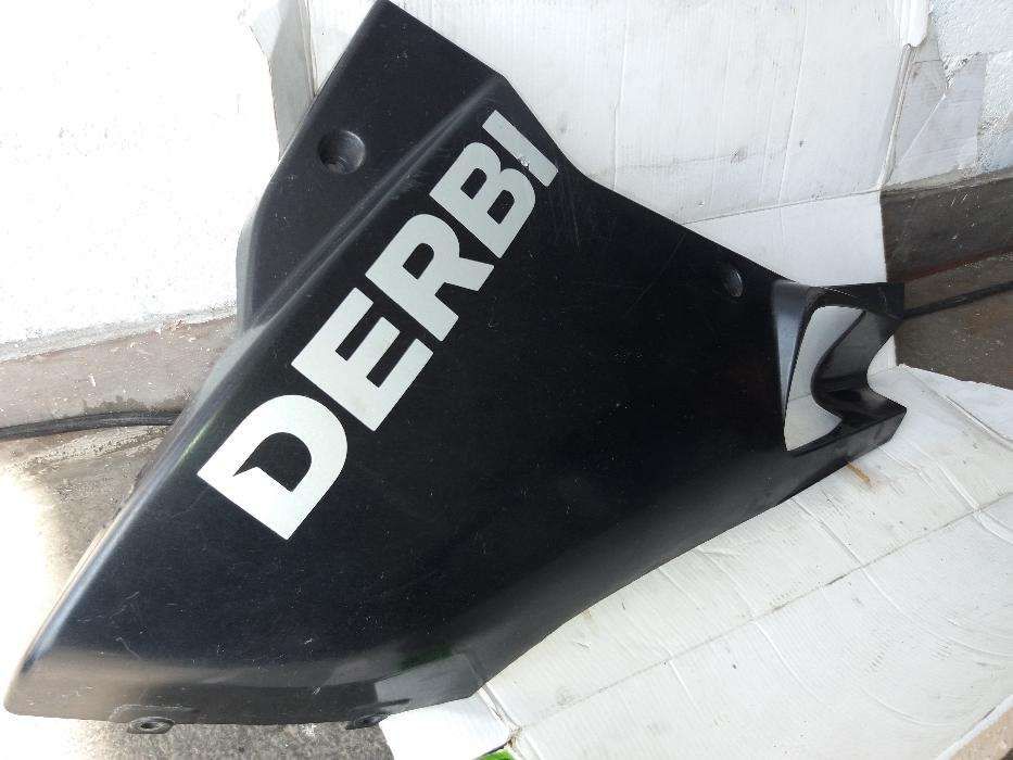 Carenagem inferior esquerda derbi gpr 50
