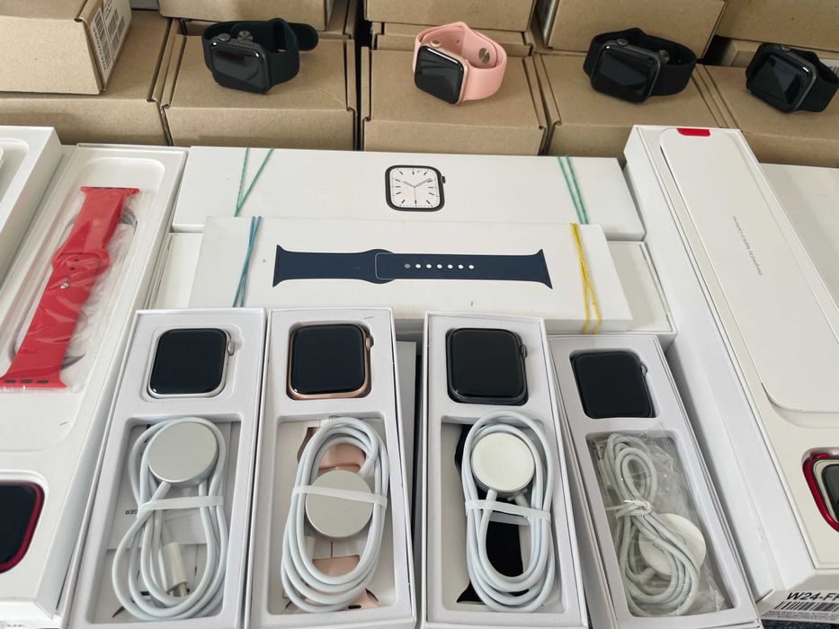 ОПТ / ЛОТ APPLE WATCH 96 шт. / Series 5, 6, 7, 8, SE / Grade B / Amazon