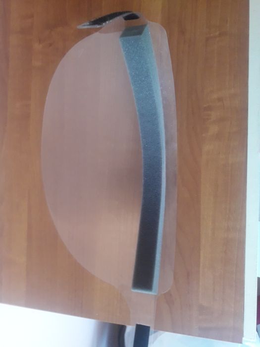 Przyłbica na nos, oczy i usta