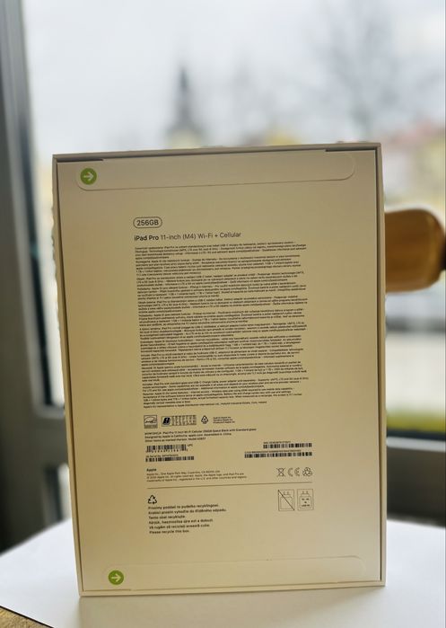 iPad Pro 11-inch (M4) Wi-Fi + Cellular
