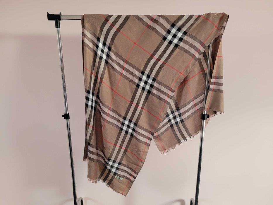 Тоненький кашеміровий шарф, палантин burberry 190 Х 70 см