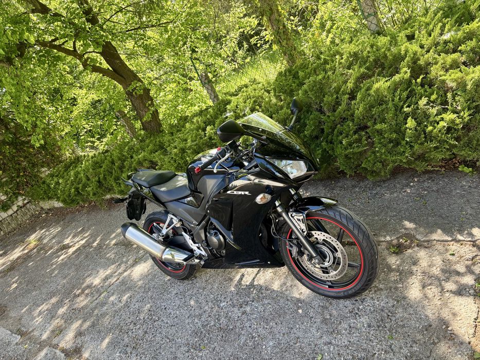 REZERWACJA  Honda CBR, 2015r po serwisie, gotowa do jazdy zarejestrowana