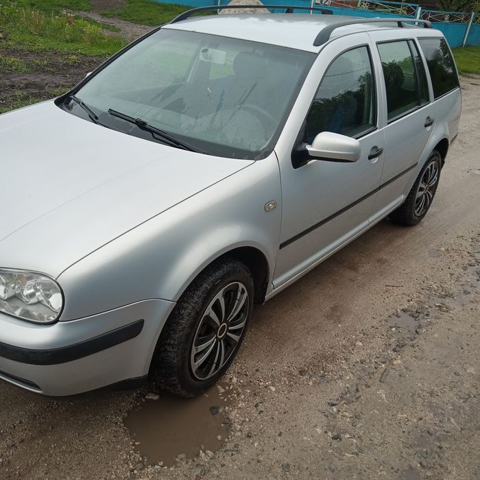 Продам автомобіль гольф4