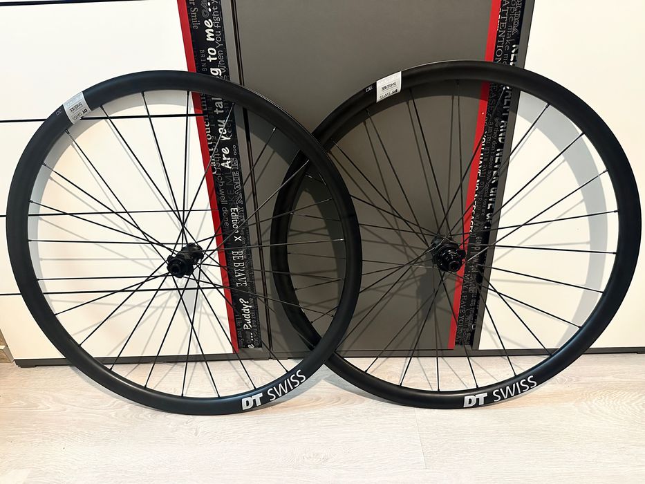 Komplet kół DT SWISS E 1800 Spline 30