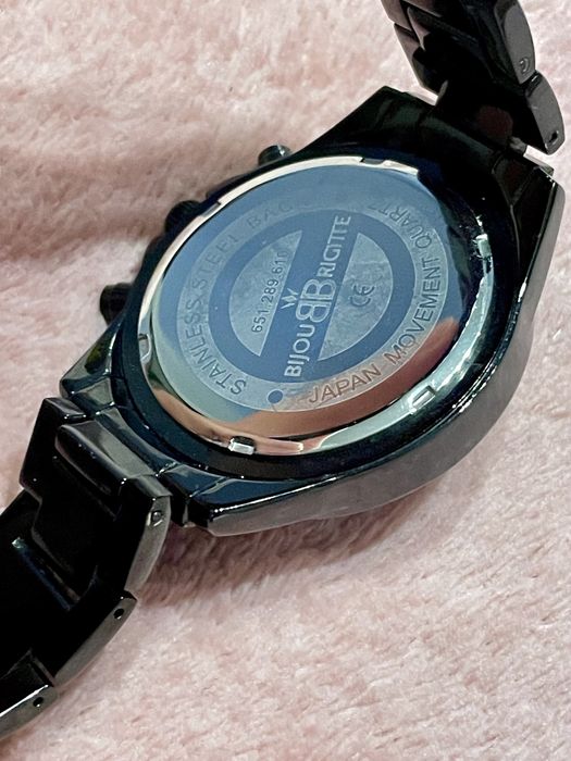 Relógio Preto c/ Brilhantes Bijou Brigitte