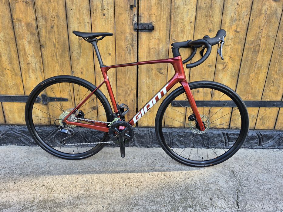 Велосипед шосейний Giant Defy endurance 2025p.