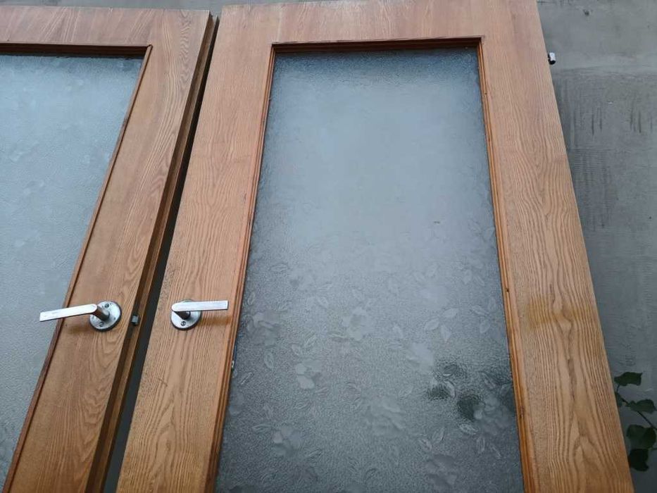 Kompletne DRZWI 80cm Drewno Naturalne SOSNA Okucia Szyba Zamek Klucze