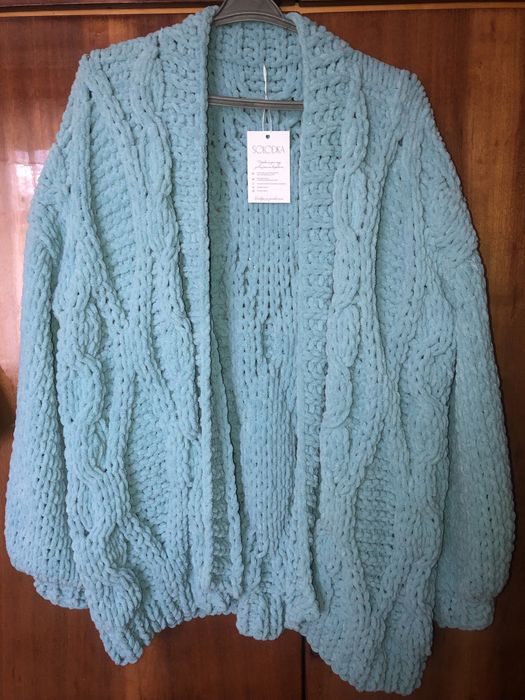 Вʼязаний неймовірно теплий і мʼякий кардиган