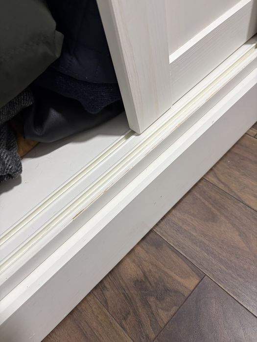 Aparador IKEA HAVSTA em pinho maciço – branco