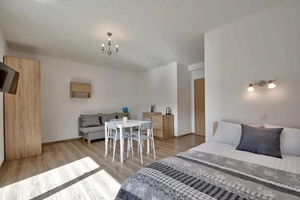 ŁEBA Willa Impresja Noclegi Pokoje Apartament Studio blisko morza ŁEBA