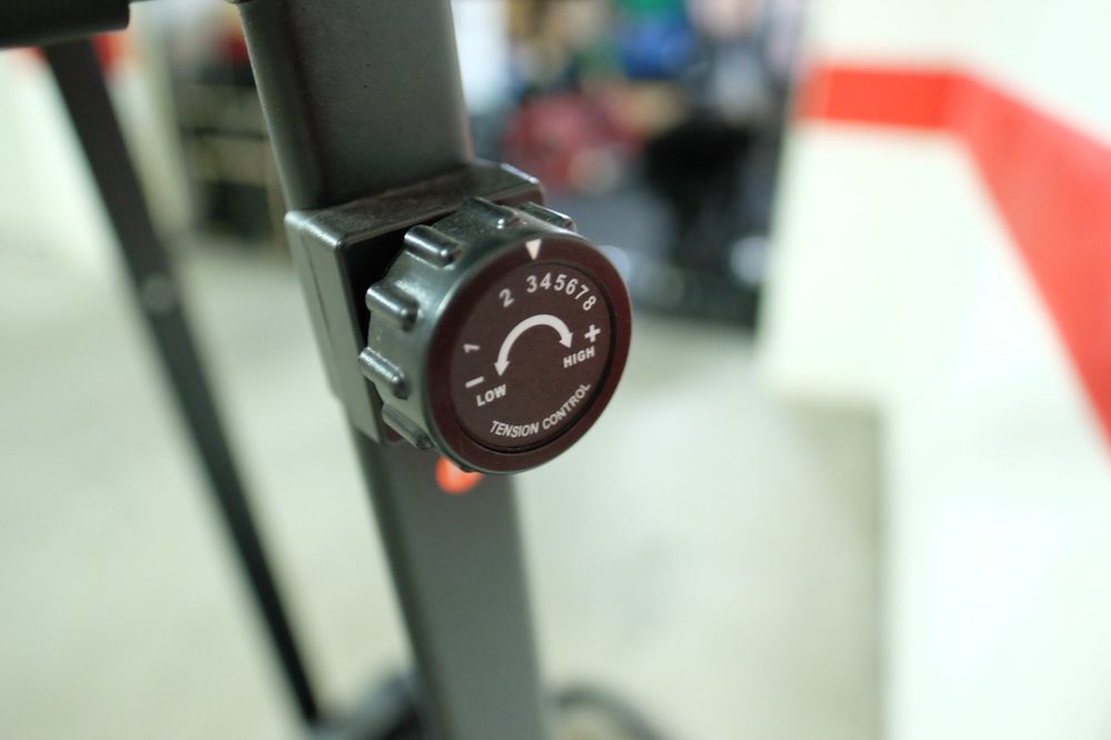 Slantboard - The reverse treadmill