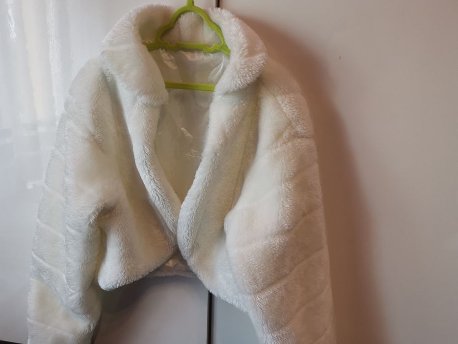 Bolerko komunijne - futerko