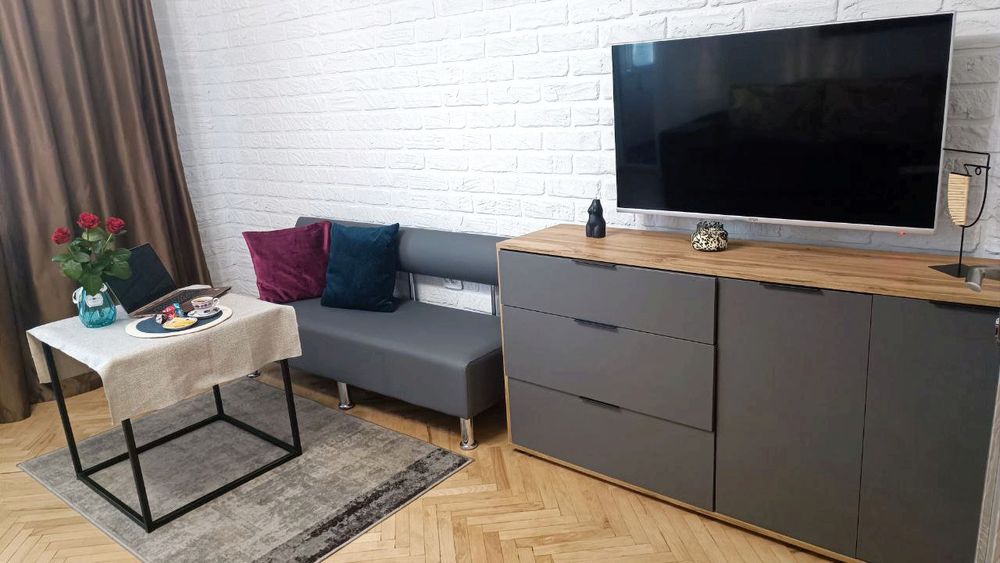 Посуточно.Подобово 2ком  м. Теремки, ТРЦ  Магелан