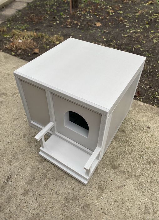 Тёплый домик для котов. Уличная будка. Зимняя будка для животных.