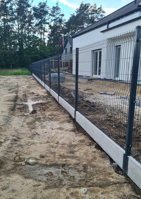 Panele Ogrodzeniowe 3D Ogrodzenia Panelowe
Montaż Szczecin Brama Furt