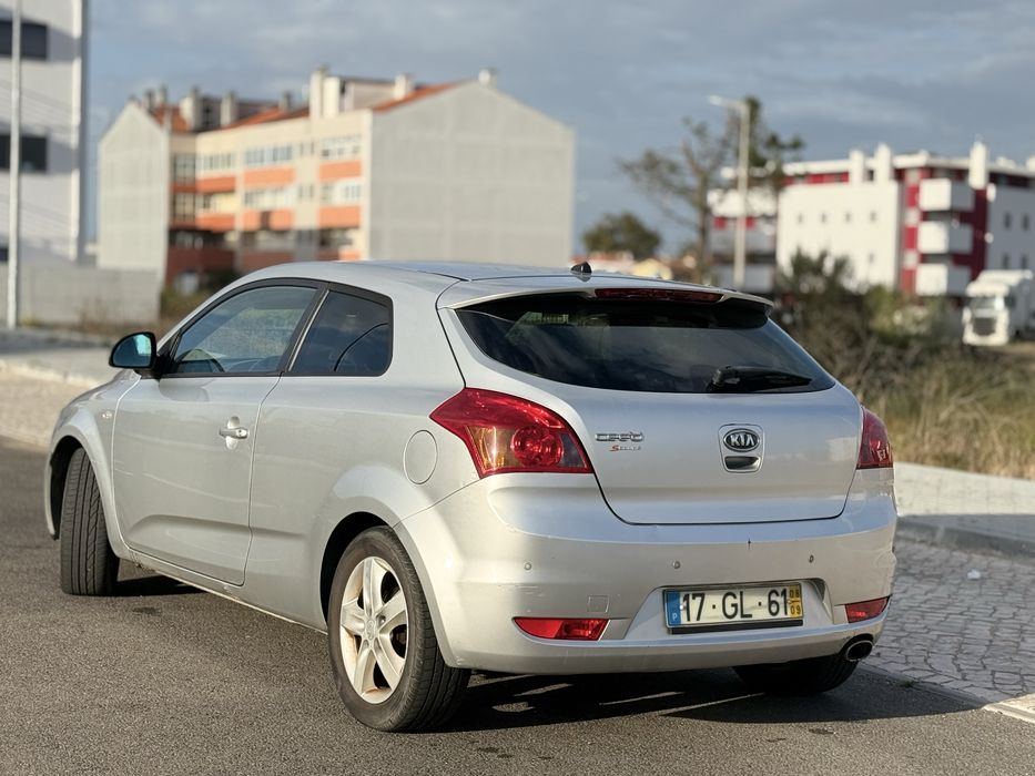Kia Ceed S coupé - 2008 gasolina