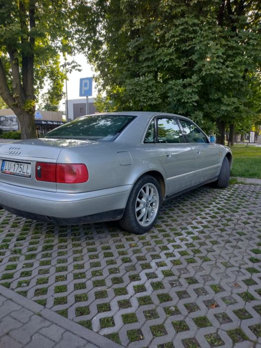 Audi a8 d2 2.8 v6 lpg tiptronic bez rdzy książka serwisowa
