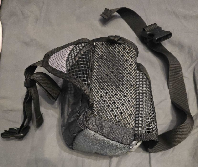 Saszetka/Nerka na butelkę Deuter pulse one