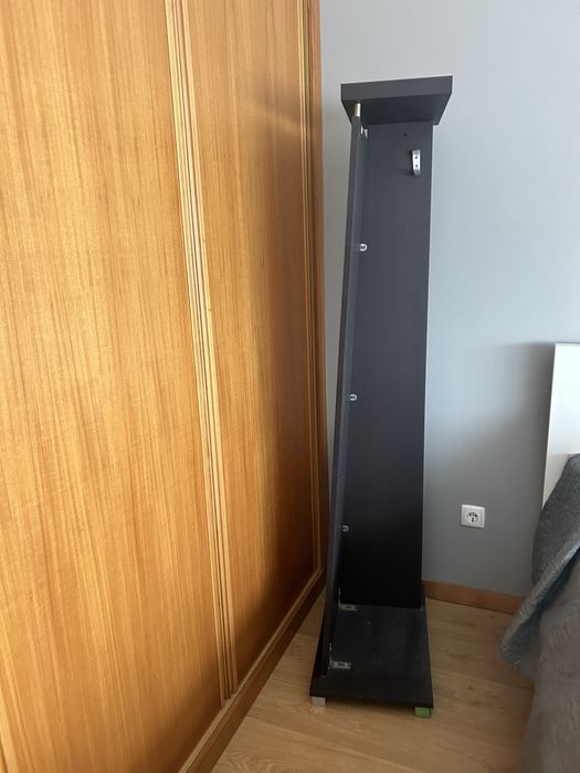 Espelho com bengaleiro