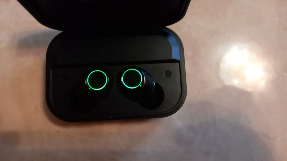 Бездротові навушники HiFi