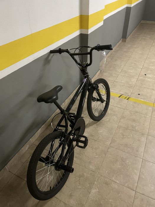 Vendo Bmx praticamente nova