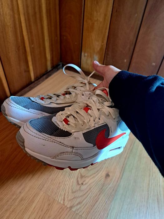 Sapatilhas Nike plataforma – Pouco usado– Preço Baixo!