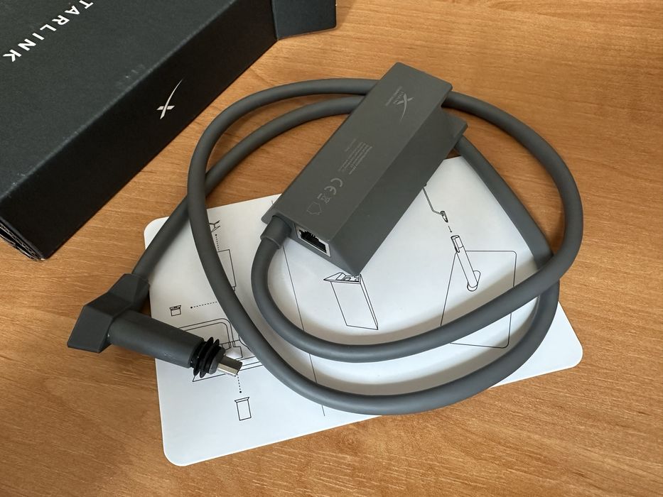 Мережевий адаптер Starlink (Ethernet Adapter original gen2)