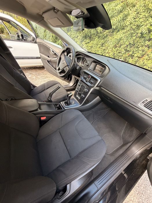 Volvo v40 2.0 diesel
