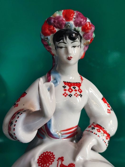 Porcelanowa figurka ZSSR Połonne
